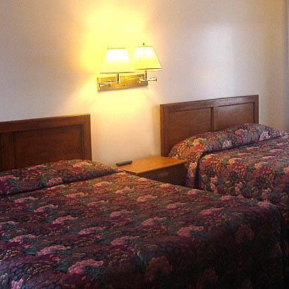 Отель Curry's Motel