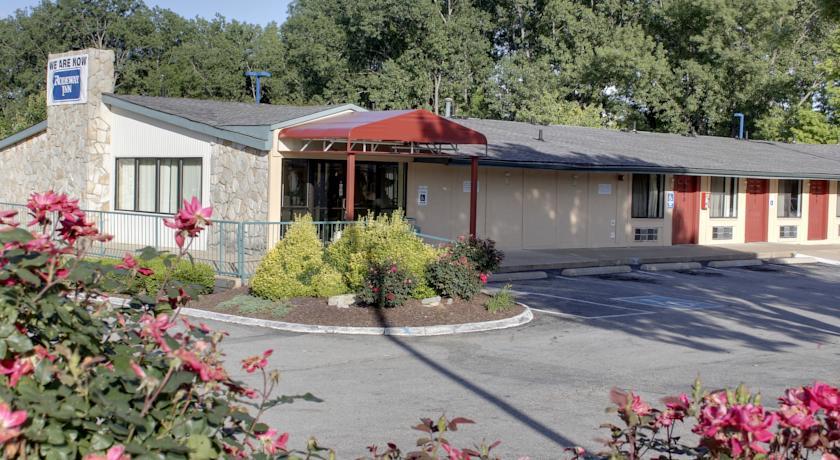 Отель Rodeway Inn Saint Charles