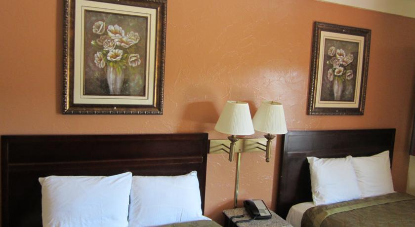 Отель Civic Center Lodge