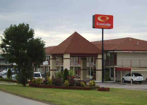 Отель Econo Lodge Inn & Suites Near Bricktown