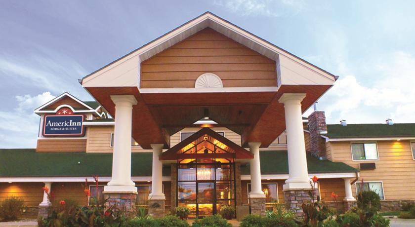 Отель AmericInn of Okoboji