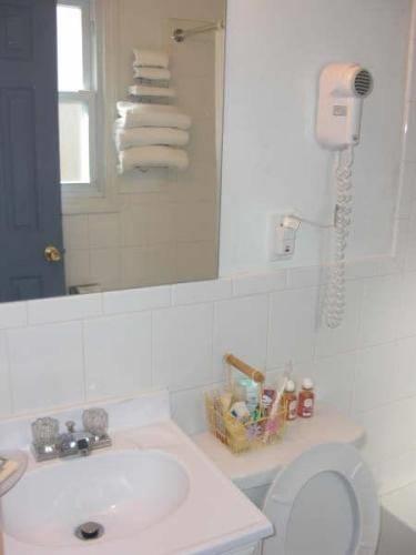 Отель Knights Inn Old Saybrook