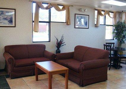 Отель Econo Lodge Opelika