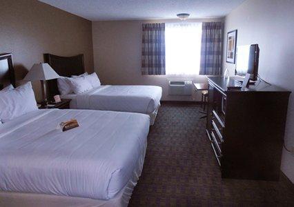 Отель Quality Inn & Suites Pacific