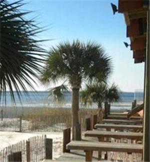Отель Buccaneer Beach Motel