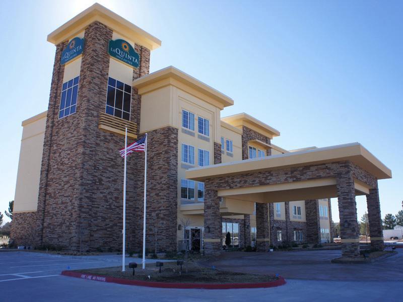Отель La Quinta Inn and Suites Pecos