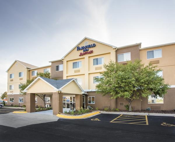 Отель Fairfield Inn Peru