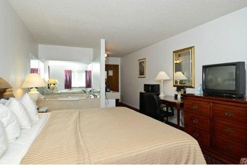 Отель Americas Best Value Inn