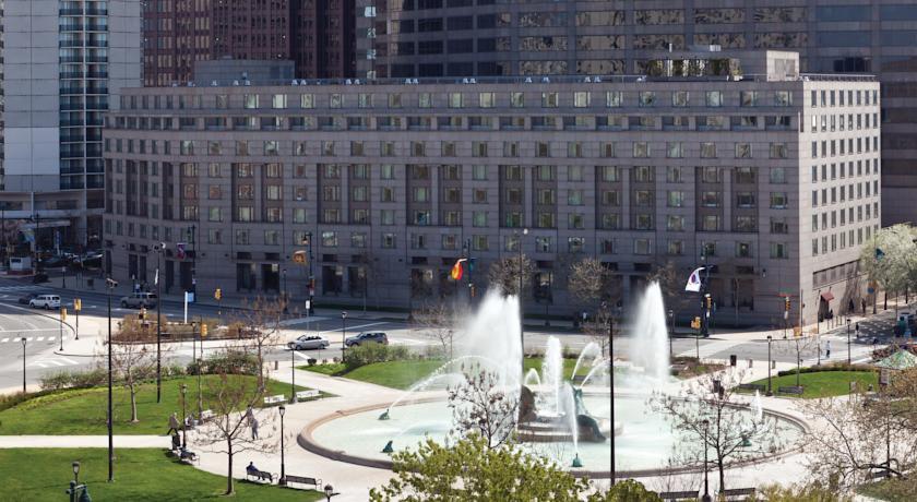 Отель Four Seasons Hotel Philadelphia