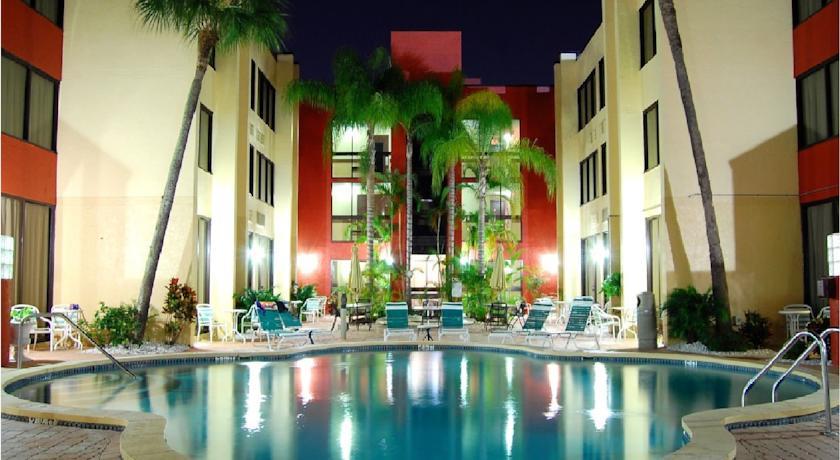 Отель Ramada Clearwater Airport