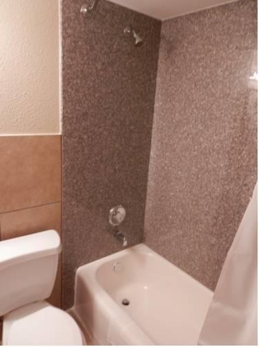 Отель Budget Inn Pittsburg Texas