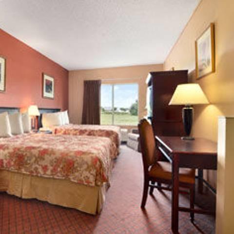 Отель Days Inn Montgomery Coliseum