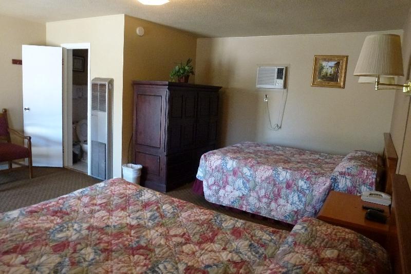 Отель Briarwood Inns