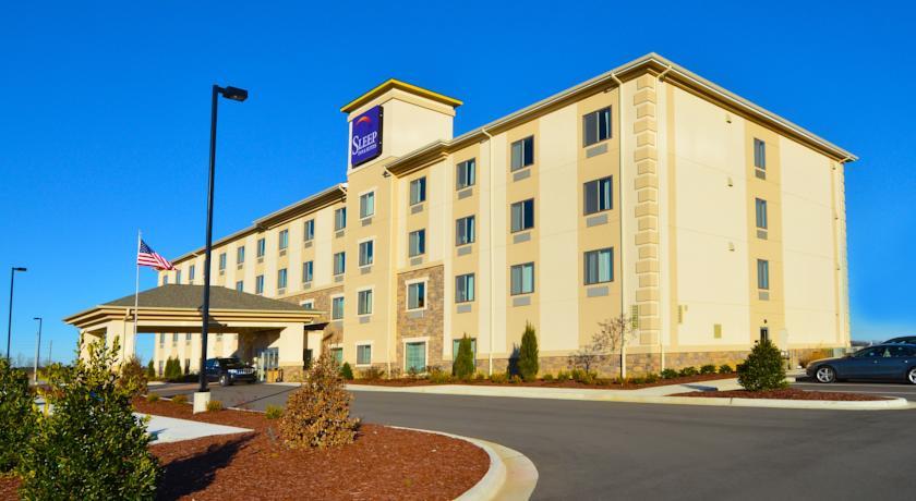 Отель Sleep Inn & Suites Mount Olive