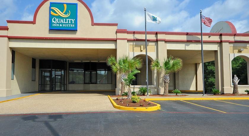 Отель Quality Inn & Suites Nacogdoches