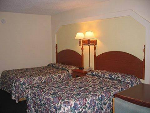 Отель Excellent Inn & Suites