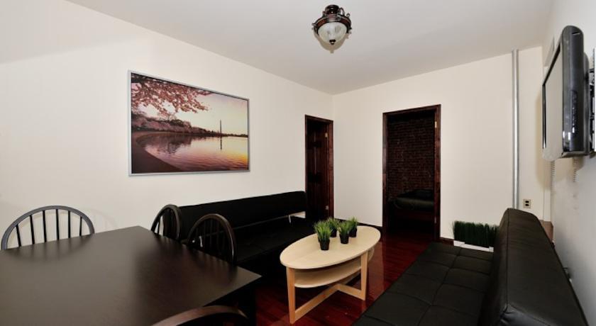 Apartments Harlem East Side Classic 3000