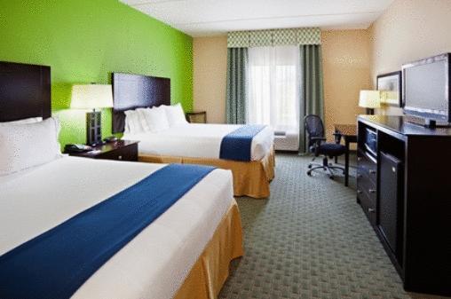 Отель Holiday Inn Express Hotel & Suites Newport South