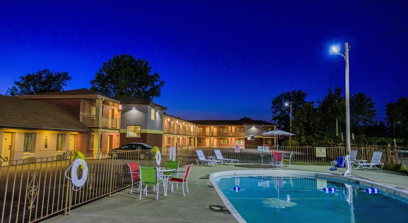 Отель Hospitality Inn of Niagara Falls