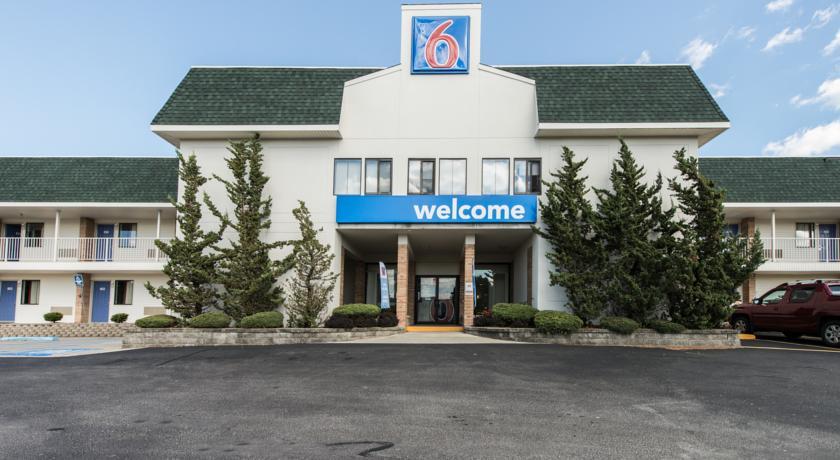 Отель Motel 6 New London - Niantic