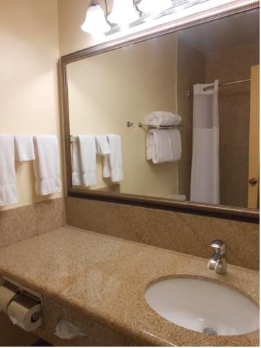 Отель Americana Hotel