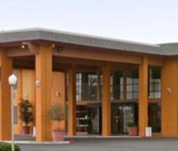 Отель Courtyard Inn