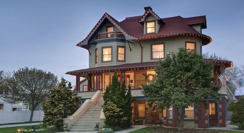 Отель Candlelight Inn