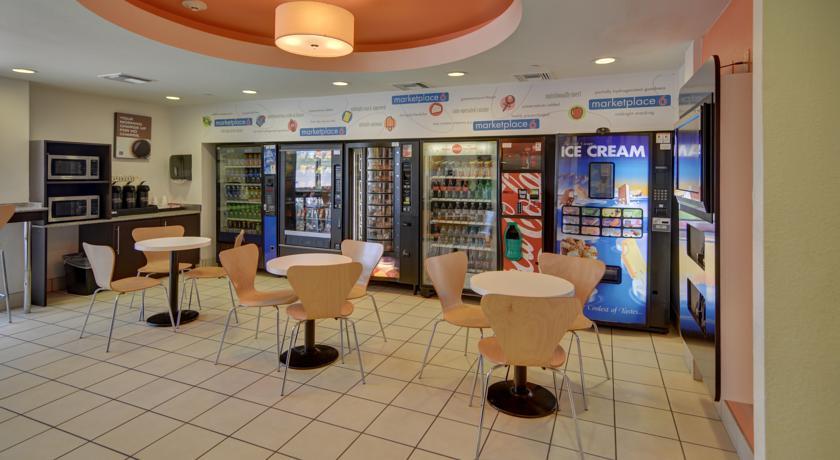 Отель Motel 6 Northlake Speedway