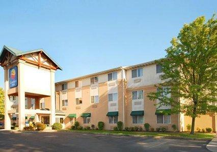 Отель Comfort Inn South-Medford