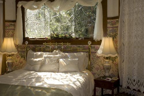 Мини-отель Dakotah Rose Bed and Breakfast