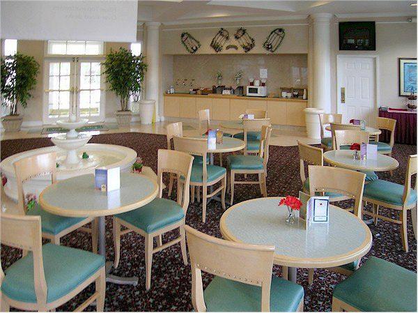 Отель La Quinta Inn & Suites Lakeland West
