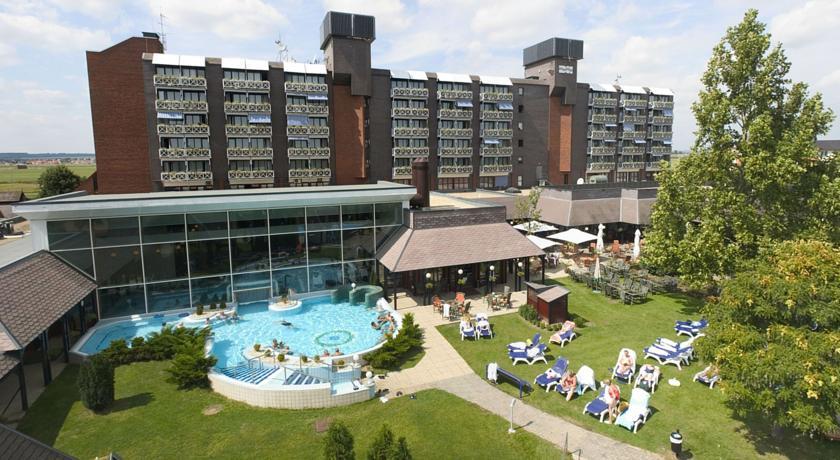 Отель Danubius Health Spa Resort Bük