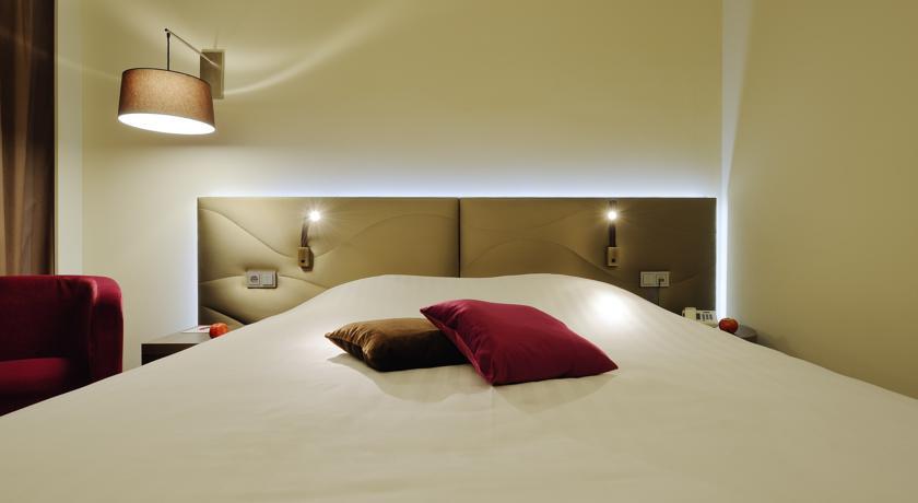 Отель Mercure Hotel Groningen Martiniplaza