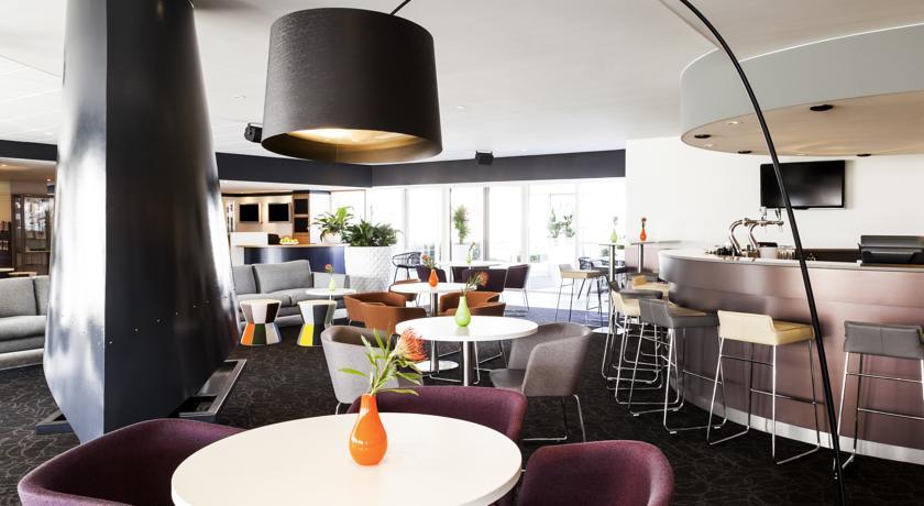 Отель Novotel Breda