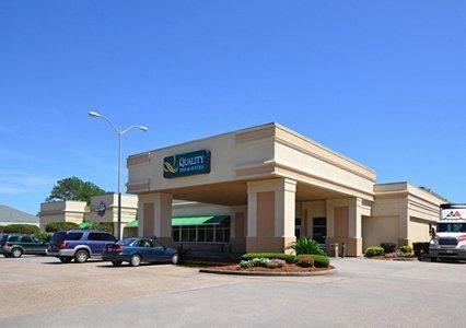 Отель Quality Inn & Suites Gretna