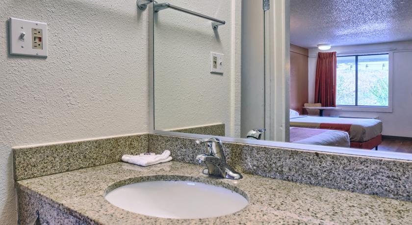 Отель Motel 6 Hagerstown
