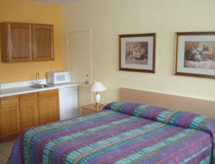 Отель Knights Inn Hallandale
