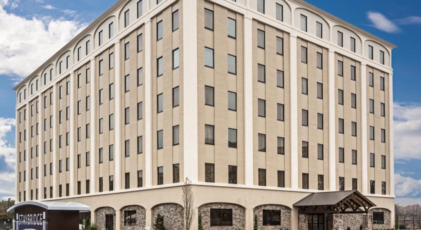 Отель Staybridge Suites Atlanta Airport