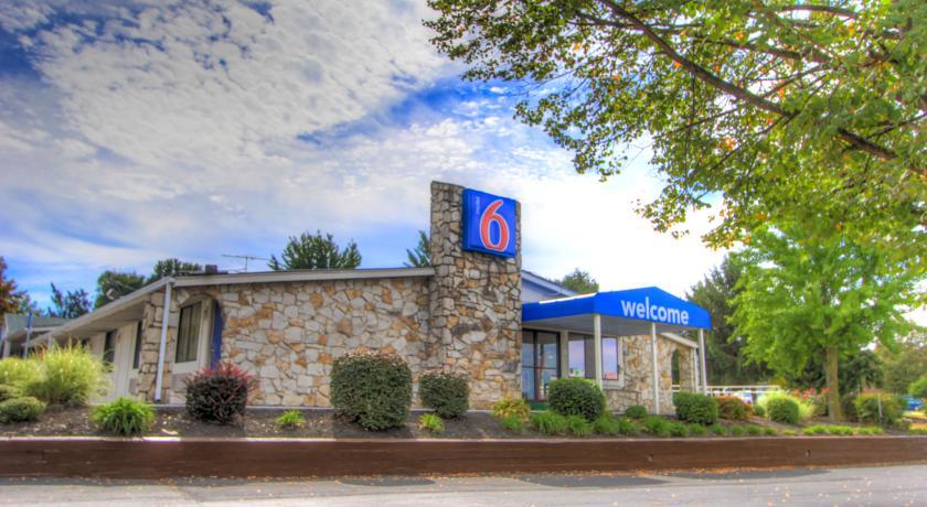 Отель Motel 6 Harrisonburg