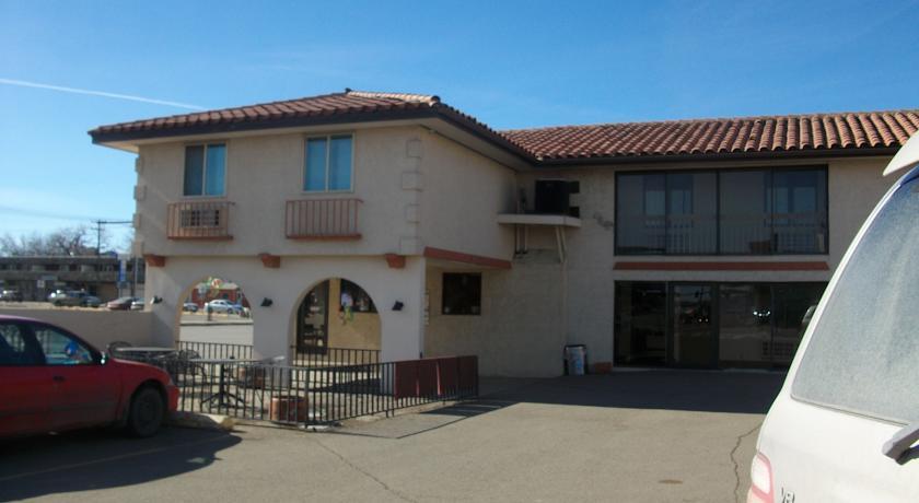 Отель El Toro Inn