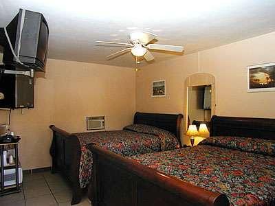 Отель A1 Value Inn