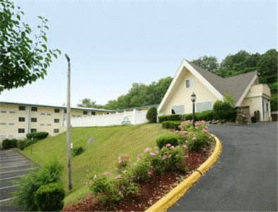 Отель Days Inn Holyoke