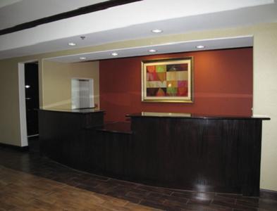 Отель La Quinta Inn & Suites Ennis