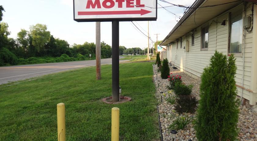 Отель Indian Mound Motel