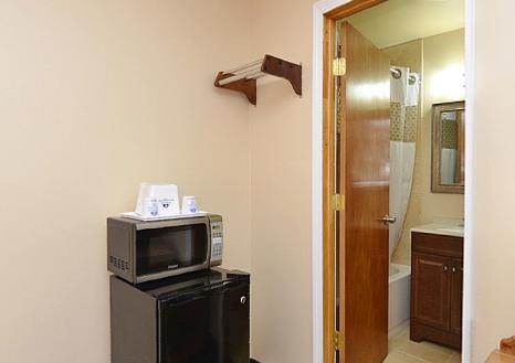 Отель Americas Best Value Inn Farmington