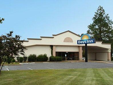 Отель Days Inn Fayetteville