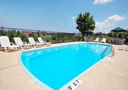 Отель Quality Inn Florence