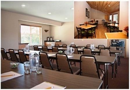 Отель Riverhouse Inn
