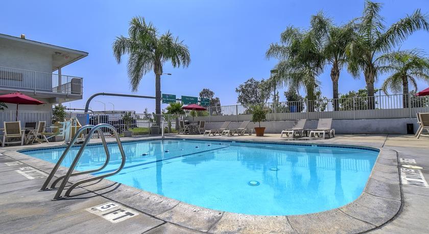 Отель Motel 6 Fontana