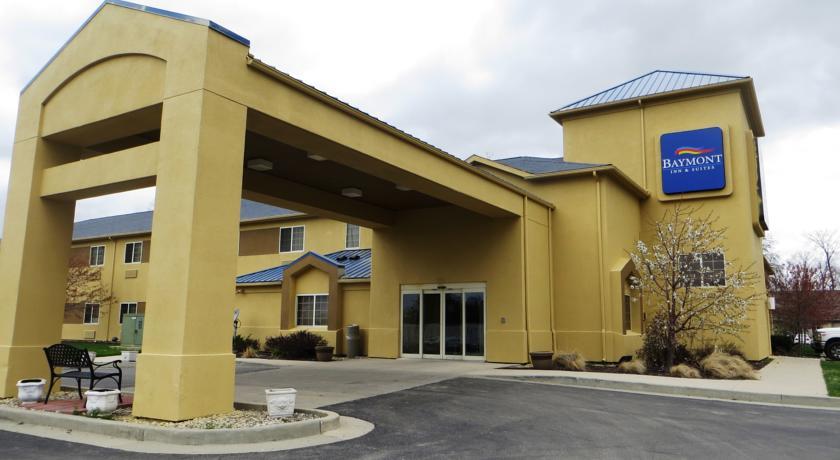 Отель Baymont Inn & Suites Fort Wayne